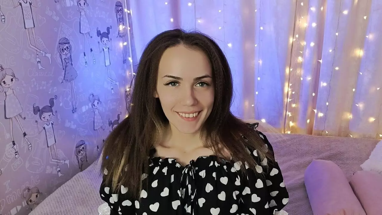 AnnaJoyful's Live Nude Chat