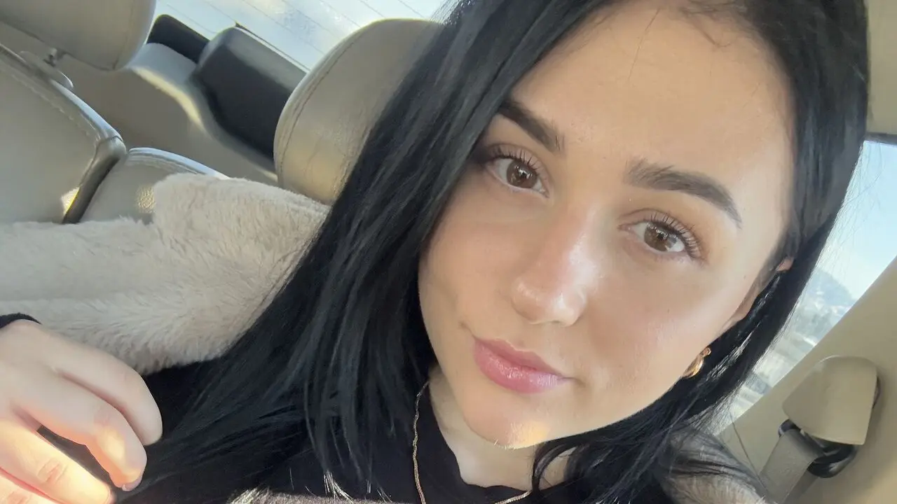 AnnaKelman's Live Nude Chat