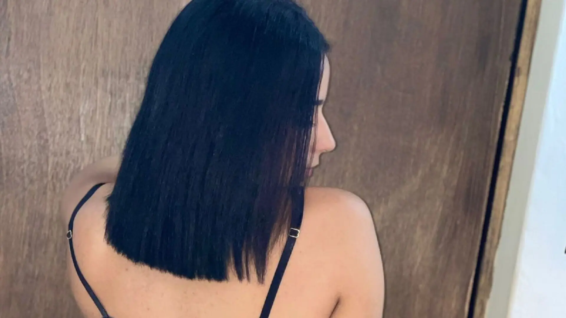 AsleyGreen's Live Nude Chat