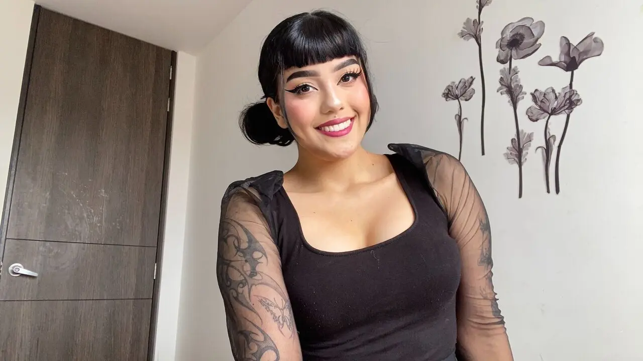 DaniDelrey's Live Nude Chat