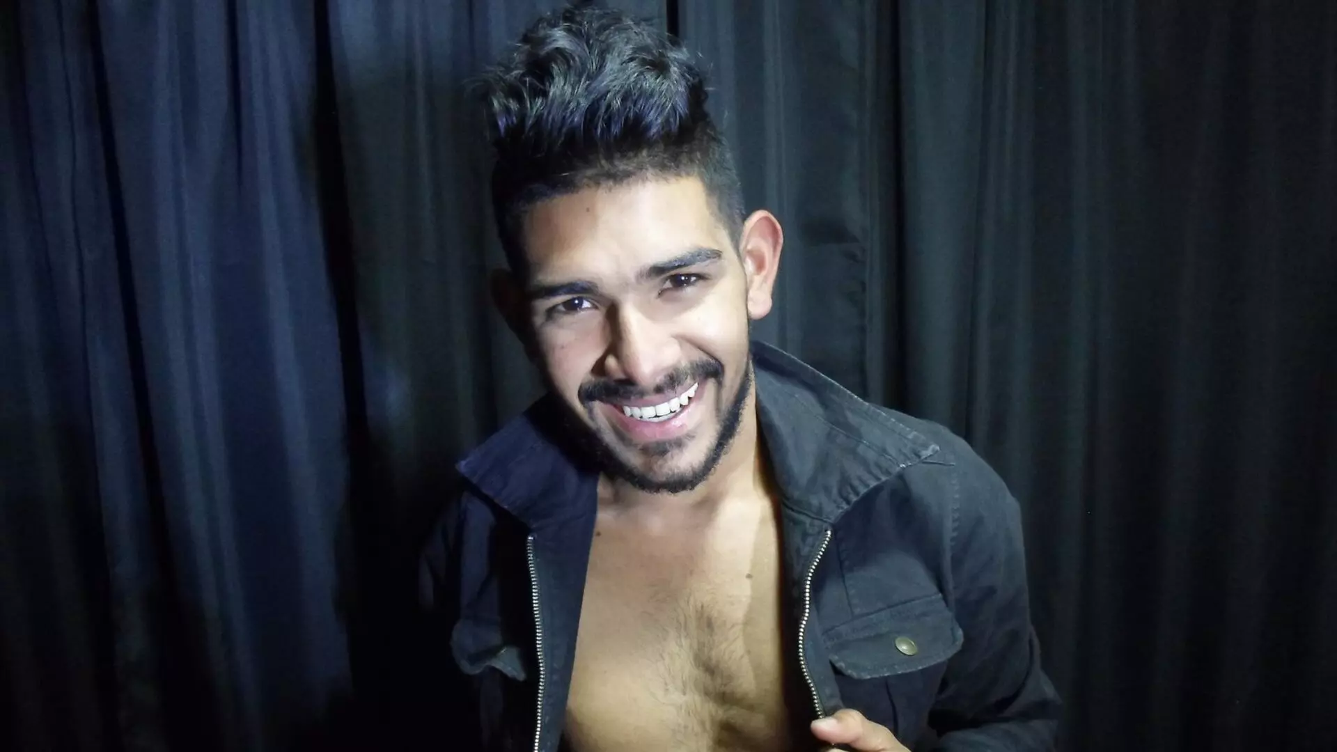 FABIANTTT's Live Nude Chat