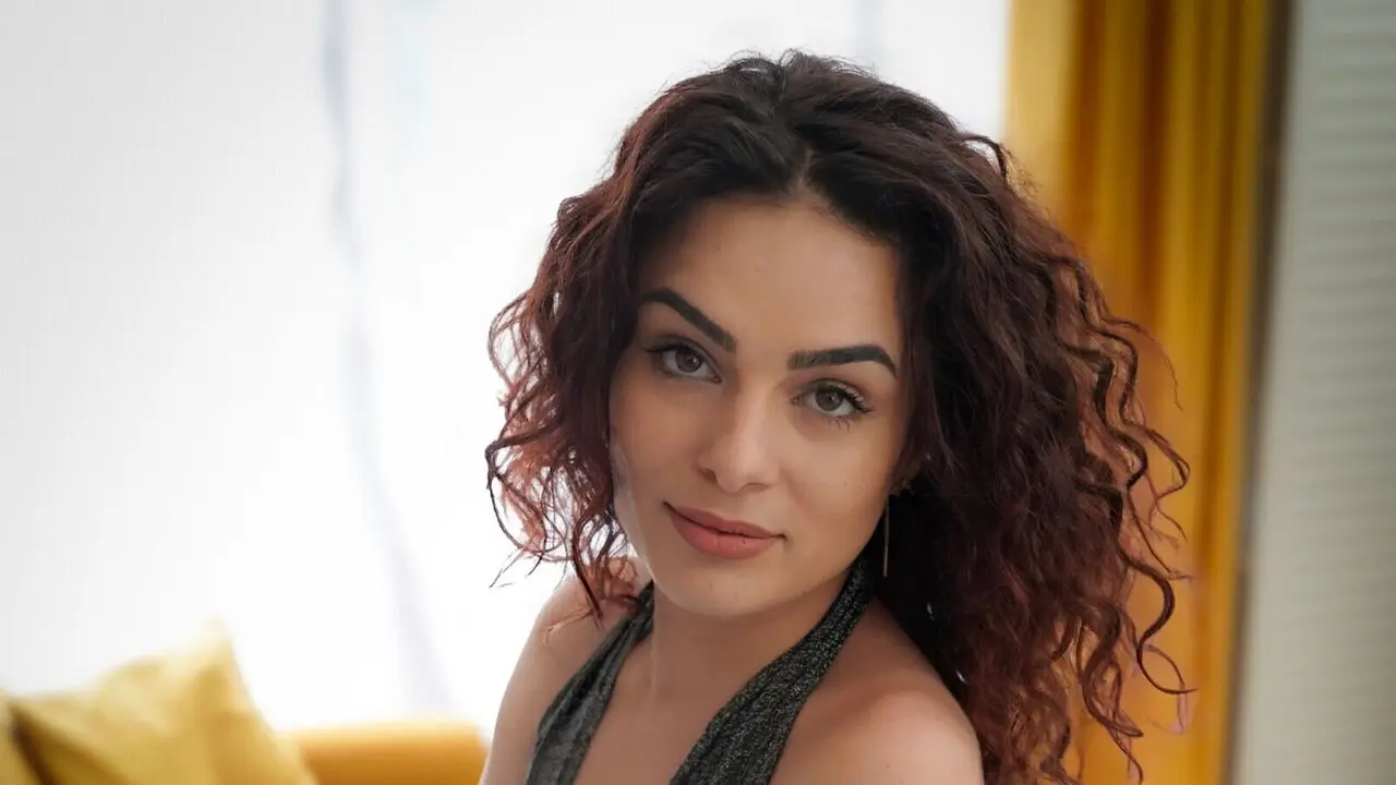FrancescaBianchi's Live Nude Chat