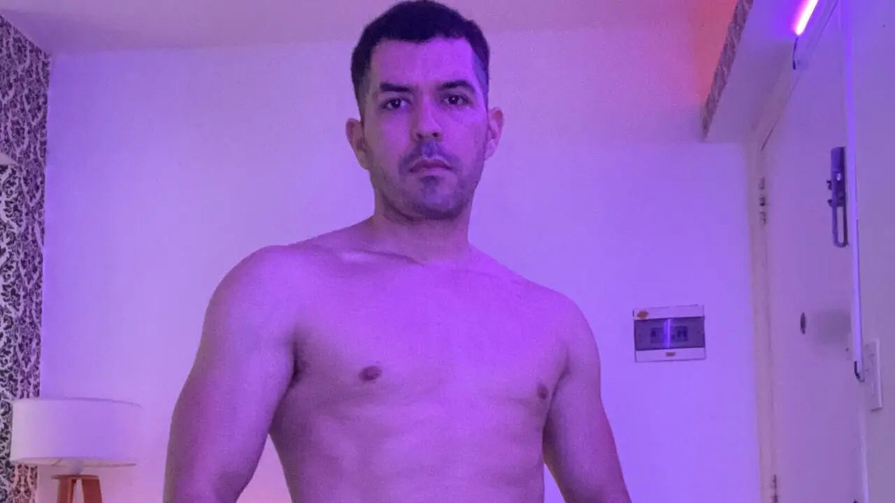 IvanLazaga's Live Nude Chat