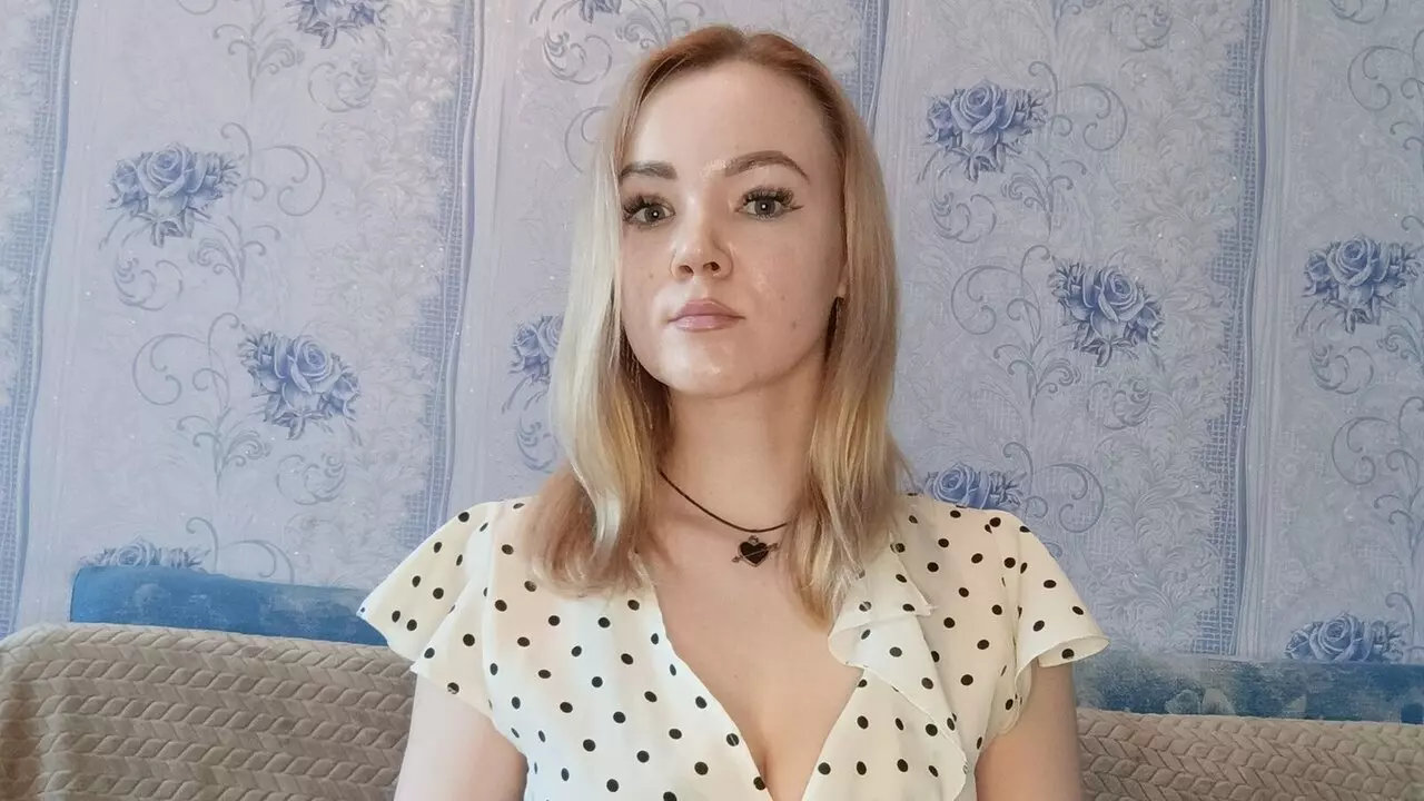 KatieCorol's Live Nude Chat