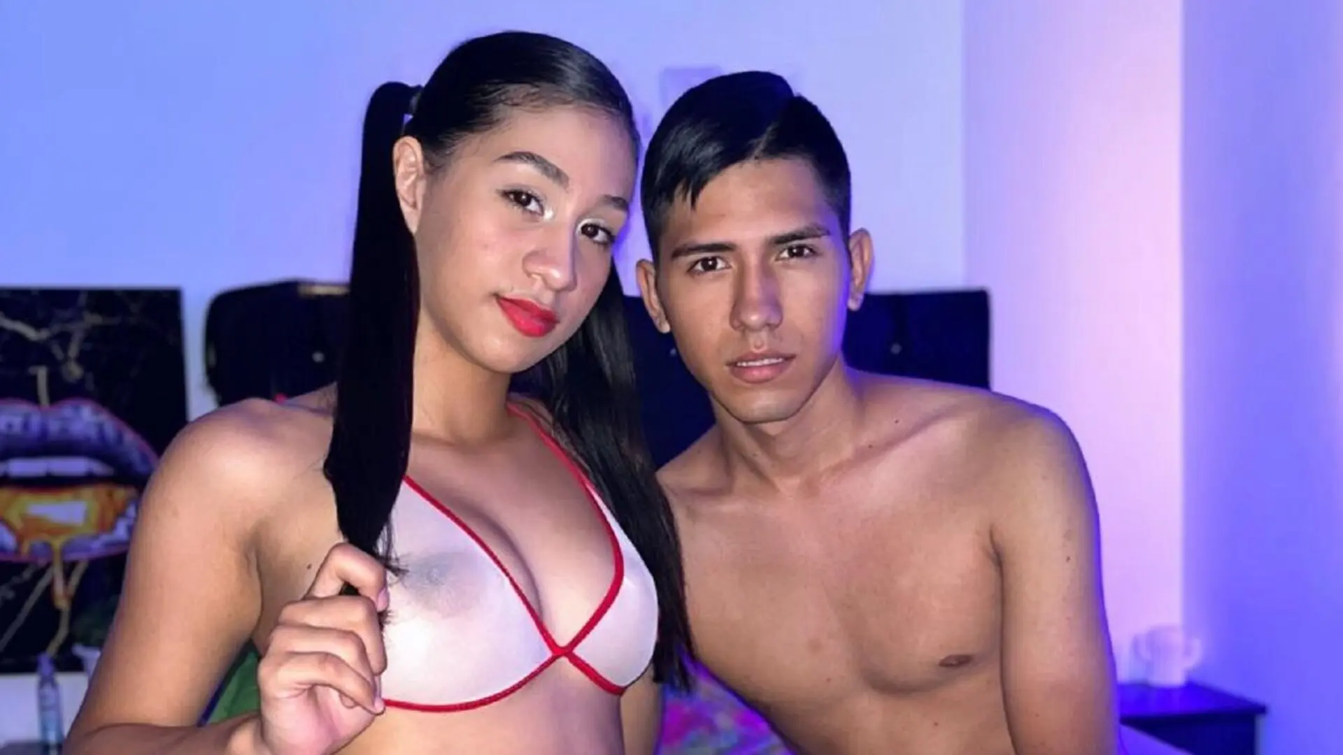 KeilyAndPeter's Live Nude Chat