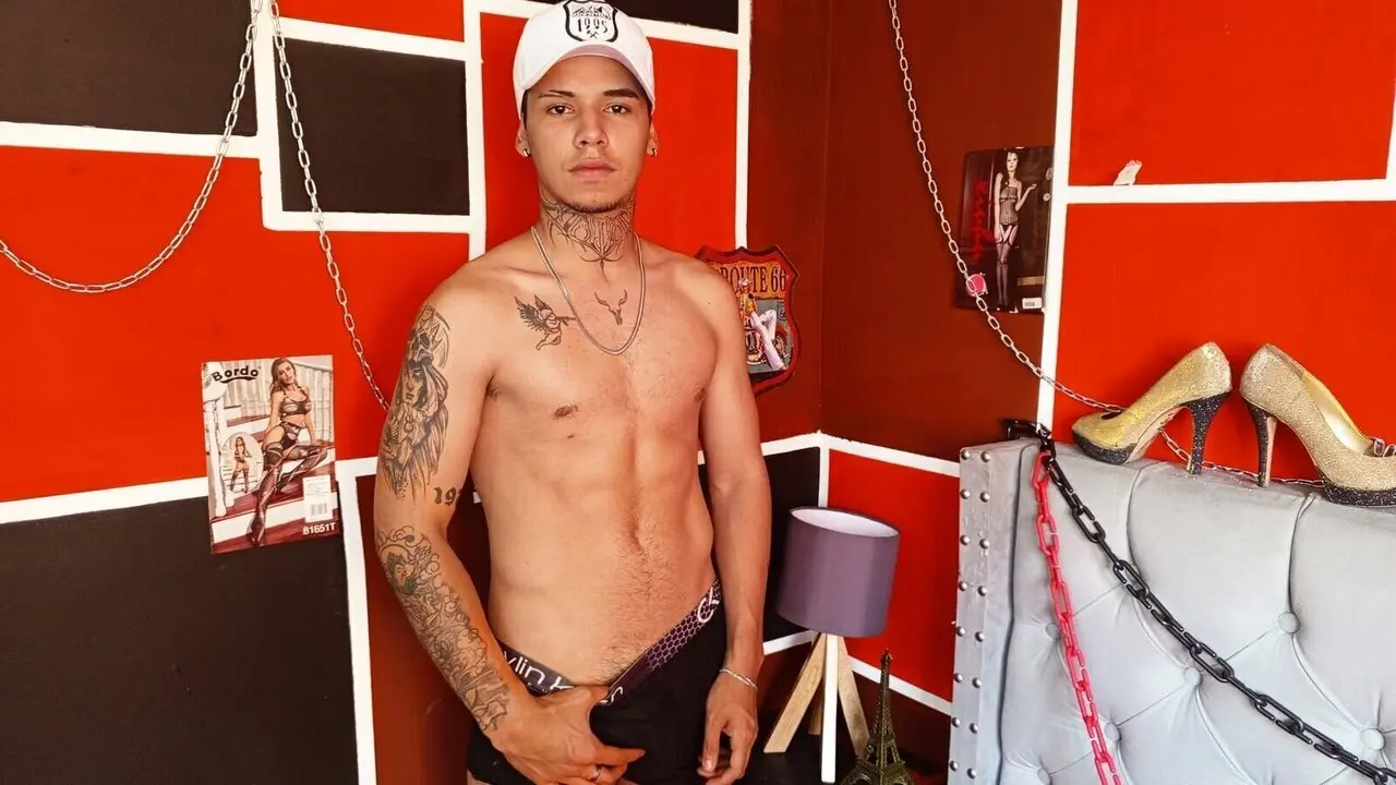 LuisMedina's Live Nude Chat