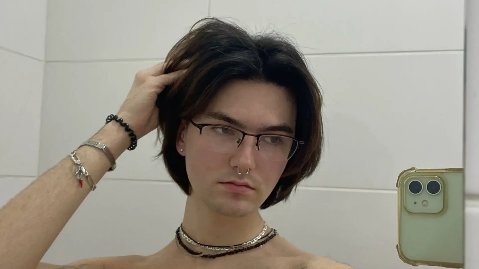 Malenor's Live Nude Chat