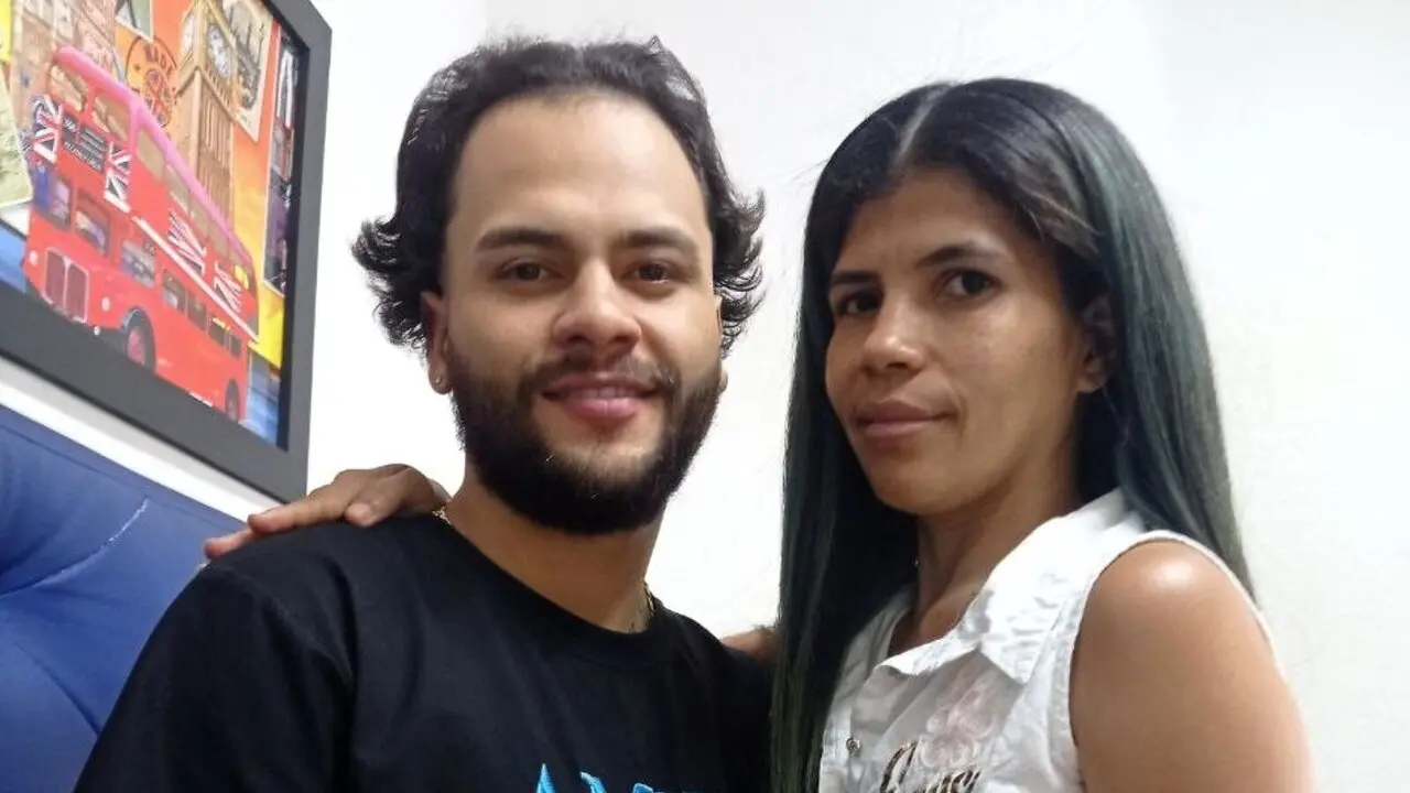 MarceyJuan's Live Nude Chat