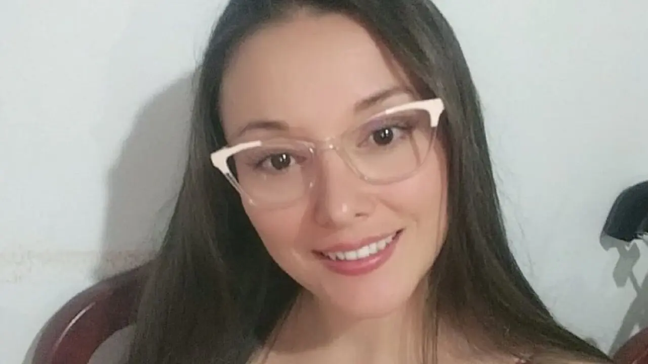 MelyAustin's Live Nude Chat