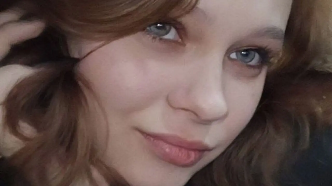 MiaVana's Live Nude Chat