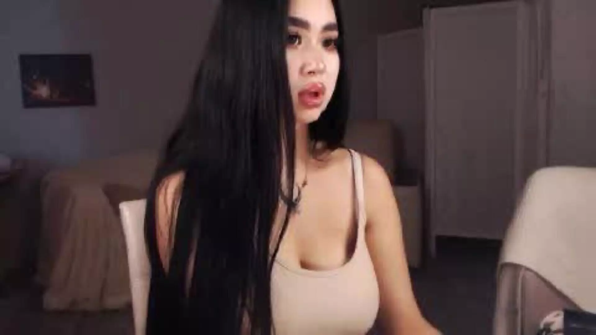 NamiPaltrow's Live Nude Chat