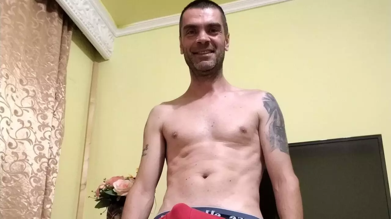 PeterJoin's Live Nude Chat