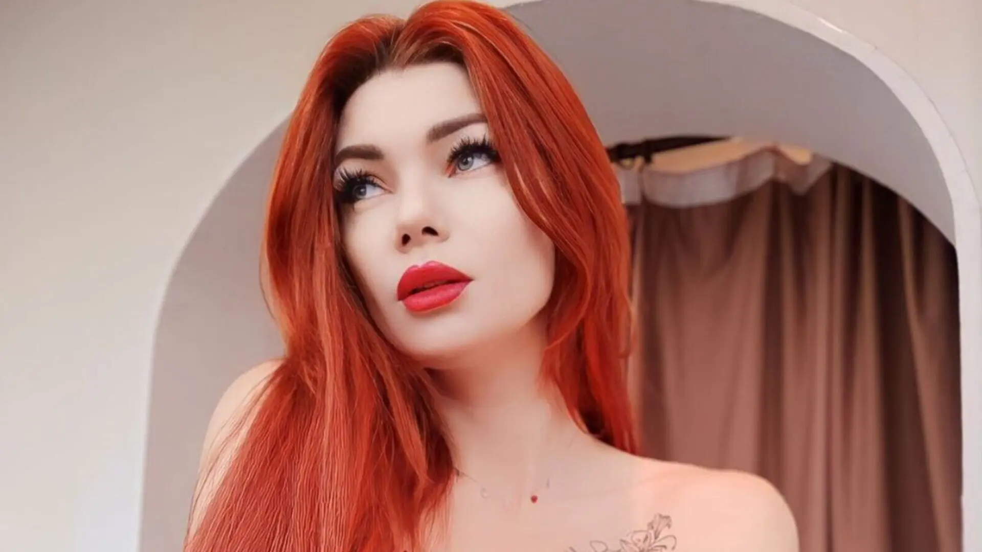 RebeccaBirch's Live Nude Chat