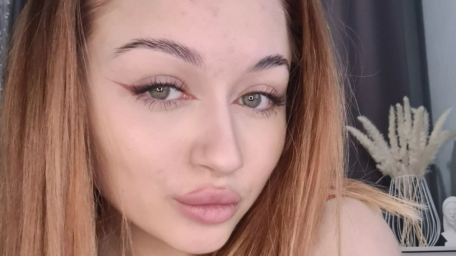 SofiaFaery's Live Nude Chat